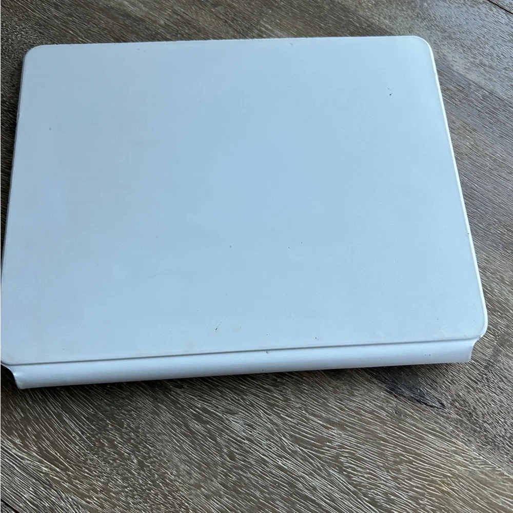 Apple Magic Keyboard A2480 - Picture 6 of 14